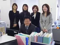 本社でサポートしてくれるリーダーは私たちの強い味方です