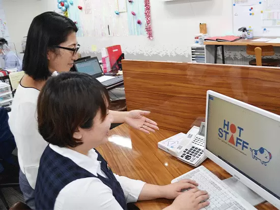 周りのメンバーにわからないことはすぐに聞けるから安心♪