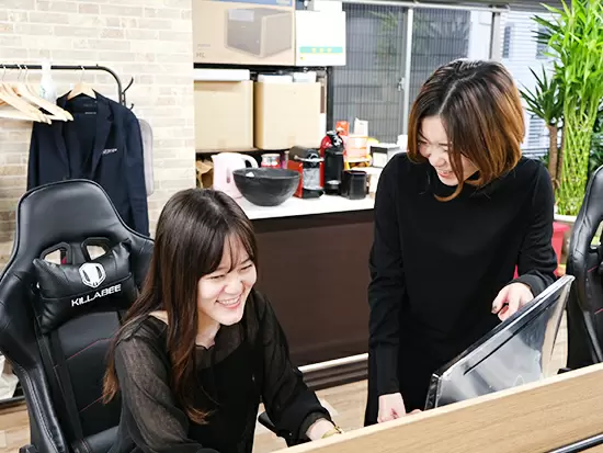 先輩社員が近くでサポートするので、不安な所を解消して、挑戦したことのない分野にもチャレンジできます◎
