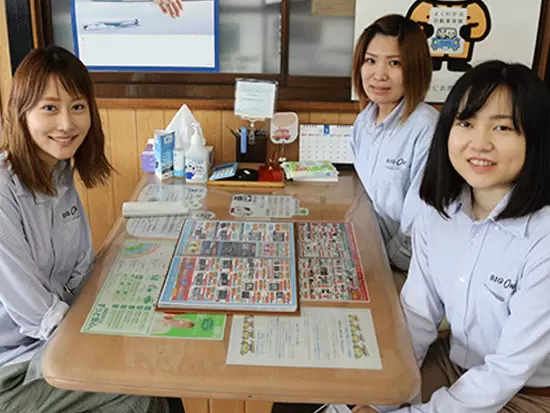 女性社員が多数活躍中！全員未経験スタートなので、あなたにも業務を丁寧にレクチャーします！