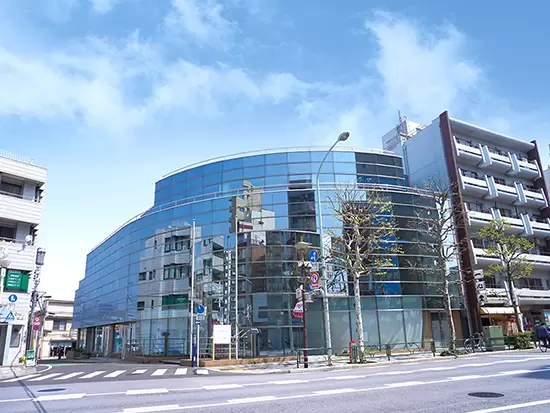 全国エリア 計11拠点へ展開。全校とも主要駅からのアクセスが便利な場所です◎