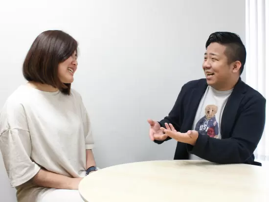 SNS・チャットなど、スムーズなコミュニケーションが活発な社風♪