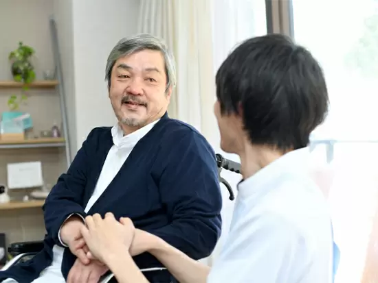 細かな技術よりも、自分の家族に接するように対応することが何よりも重要です。
