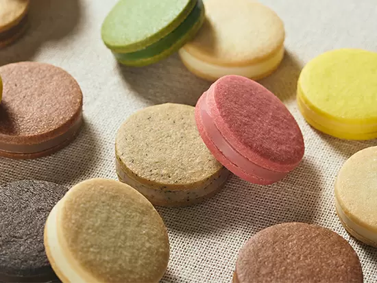 30年以上培ってきた、OEM・ODMメーカーとしてのお菓子製造のノウハウを武器に、新しい挑戦を続けます！
