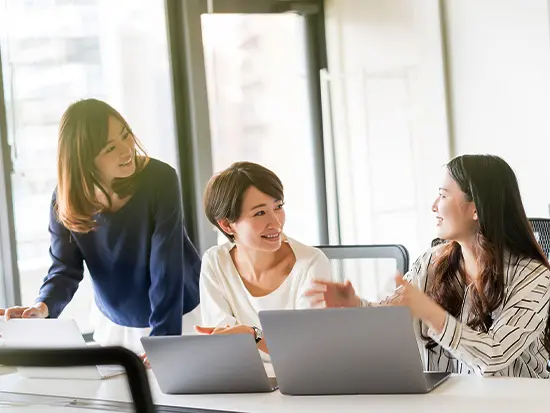 設立間もない企業ですが、最近では多くのコンサルタントやエンジニアの方々が加わってくれています。