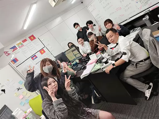 部署に関係なくコミュニケーションの盛んな明るい雰囲気の職場です。