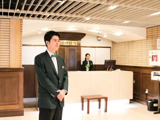 当ホテルは京王線府中駅から徒歩1分という抜群のロケーションで、地域最大級の規模を誇ります。