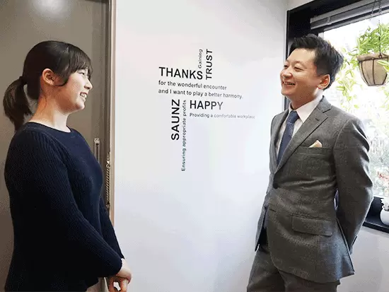 経営陣を含めた社員同士の距離の近さも魅力。若いメンバーも意見を発信しやすい雰囲気です