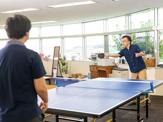 社内コミュニケーションも豊富！和気あいあいと過ごしています。