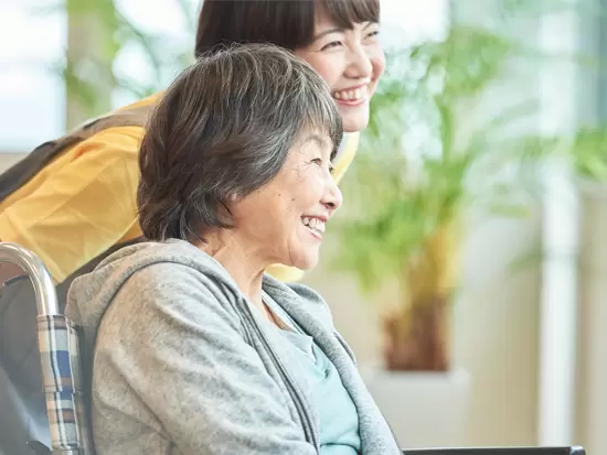 排泄ケアは、様々な課題を抱えている領域。課題解決に向けて、これからも真摯に取り組んでいきます。