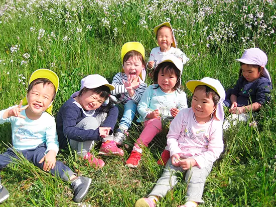 明るく和気あいあいとした雰囲気で、みんな子どもの笑顔に癒されています♪