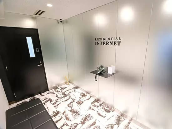 オシャレな内装で働く空間もリラックスできます！