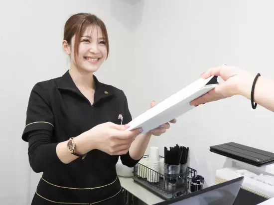 社割を利用してお仕事しながらキレイを手にいれませんか⁉