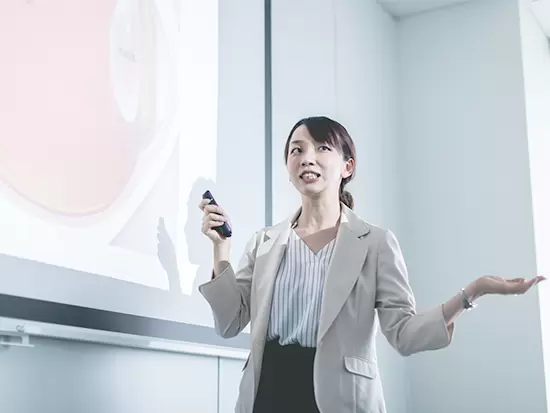 入社後6ヶ月の導入研修で、医療業界未経験でもしっかりとMRとしての基礎が築けます！