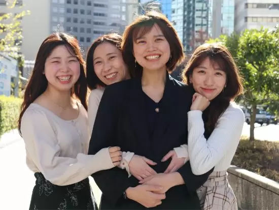 頑張りに応じて昇給・昇進！20代でマネージャーを目指すことも十分に可能です。