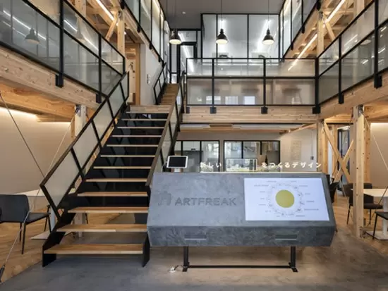 本社は、優れた建築物を表彰する 「ウッドシティTOKYOモデル建築賞」でオフィス木質化賞・奨励賞を受賞