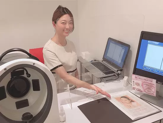 「美容に興味がある」「人に喜ばれることが好き」という方にピッタリの明るい職場です。