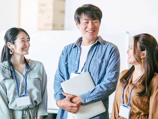 学歴、資格、経験がなくても…あなたのやる気があれば大丈夫！ぜひ当社で正社員デビューしてください