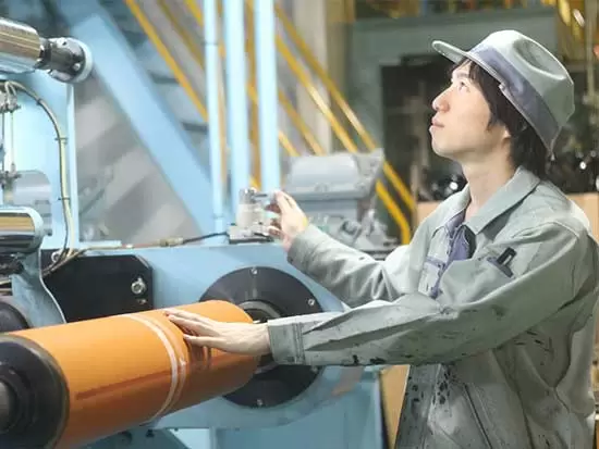 滋賀に構える自社工場と連携しながら、世界にゼネラルの製品を展開しています。