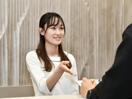 新卒を含め、ほとんどのメンバーが事務未経験からスタートしました！