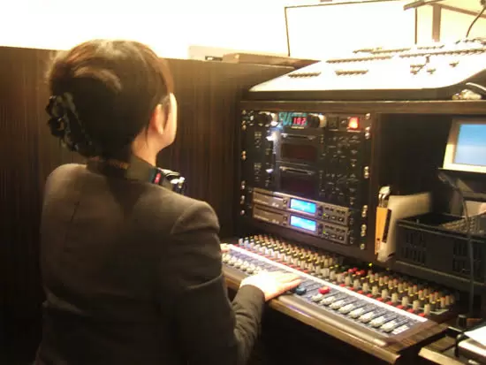 映像や音響など、イベントの演出を支える重要なポジション！