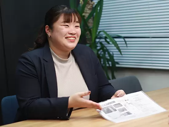女性社員がイキイキと働くネクストライズ！女性社員同士、同じ目線を持って協力し合っています！！