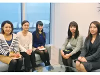 社員同士の距離が近いので、わからないことがあればすぐに聞ける環境です。未経験の方もご安心ください！