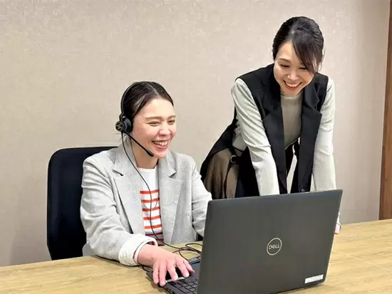 未経験でもOKな理由はメンター制度！入社後わからないことはすぐに先輩社員に聞けるので安心してください♪
