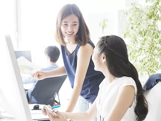 頼れる上司もいるので、ぜひ相談しながら業務を進めていってください。