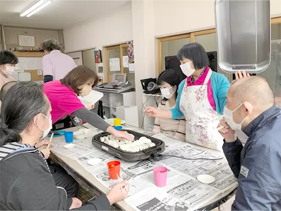 配属先によりますが、残業は少なめでプライベートも大切にしながら活躍できます。