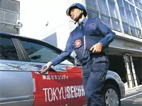 緊急の際は警備員が迅速に駆けつけます。