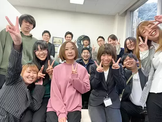 20～30代前半の社員が多数活躍中！みんなで会社を盛り上げていってください。