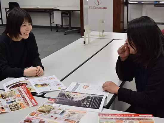 【年休120日】【賞与年3回】【残業ほぼなし】など、働きやすい環境が整っています◎