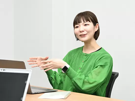 各プロジェクト先での業務になりますが、研修や定期面談などで綺麗な本社オフィスに足を運ぶ機会も！