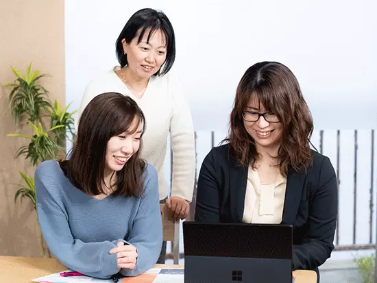 女性が多数活躍しており、キャリアを築きやすい職場です。