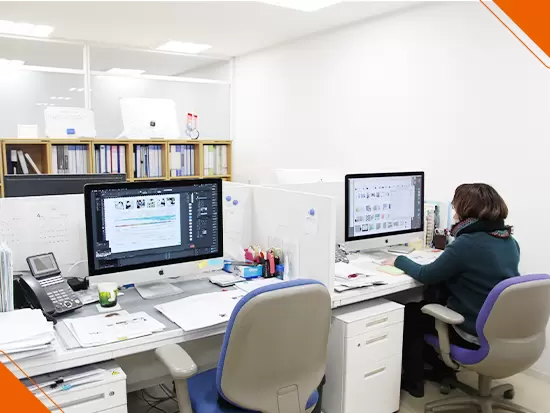 IllustratorやPhotoshopなど、これまでのご経験を活かせます。