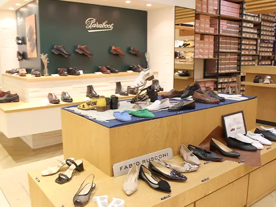 商品のデザイン、売り方など自分の意見を反映できます。