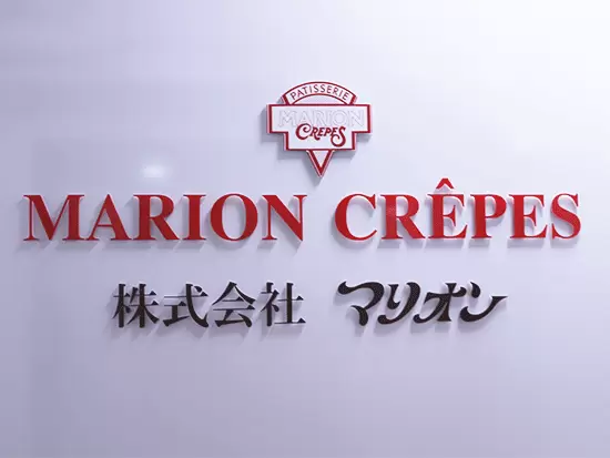 一台の小さなワゴンからスタートした、“日本初”の紙巻クレープ店