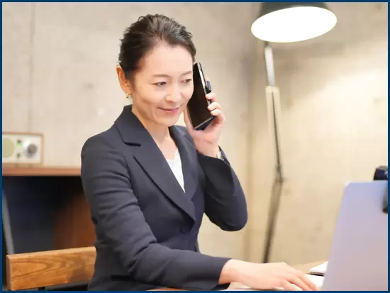 リモートワークがメインで出社は2週間に1回程度の出社のみですので、効率的に働くことができます。