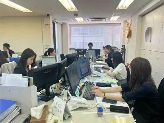 女性の多い職場環境です！未経験でも一から丁寧にお教えします