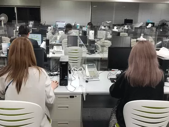 髪色も自由なのが当社の魅力の一つ♪思い思いのスタイルで働けます！