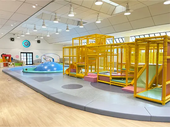 日本初にして唯一！オーダーメイドの屋内遊園地の遊具メーカーです！
