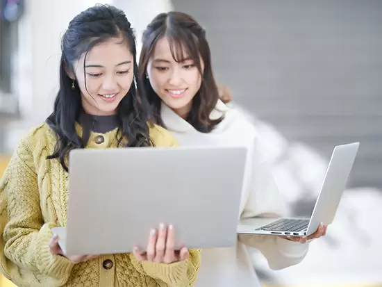 ビジネスマナーを研修で学ぶことが可能です◎