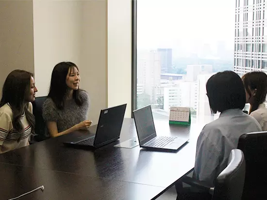 服装自由/残業ほぼなし/10時始業、など嬉しい条件が揃っています！