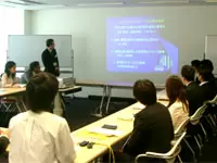 当社の充実の研修で、MR資格取得を目指して頂きます。