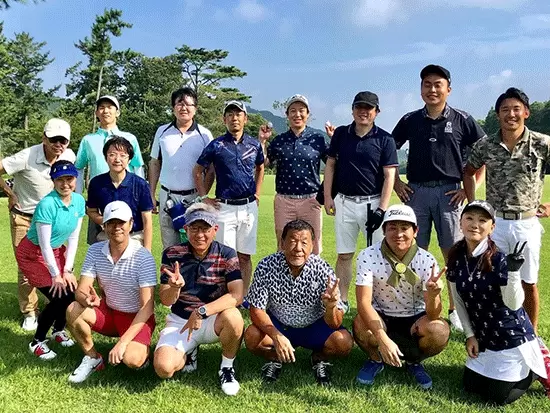 ビッグヒットゴルフ部も年中活動中。ゴルフデビューを考えている人は必見！