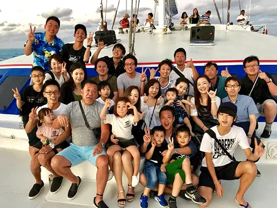 2019年の社員旅行はサイパンでした！船を貸し切ってパーティー♪