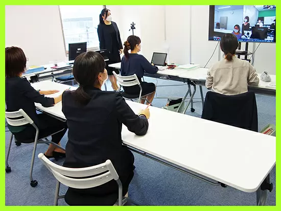 遠方で通学が困難な方はオンラインでの研修参加も可能です。