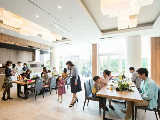 居住者の皆様に寄り添い、マンションライフを快適に楽しく過ごしていただくためコミュニティ形成もサポート