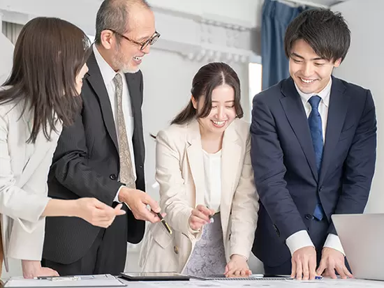 設立からわずか5年で関東、関西、九州にも展開を拡大。海外での事業も視野に入れています